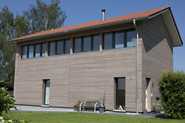 Holzhaus, Elementbau, Holzfassade